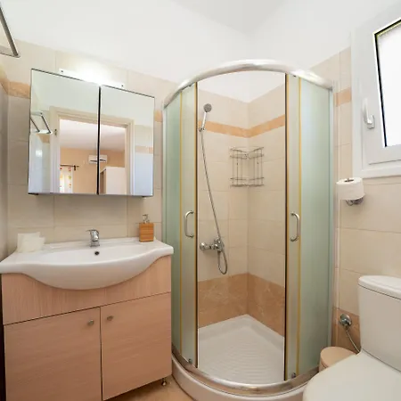 Aggelina S Appartement *